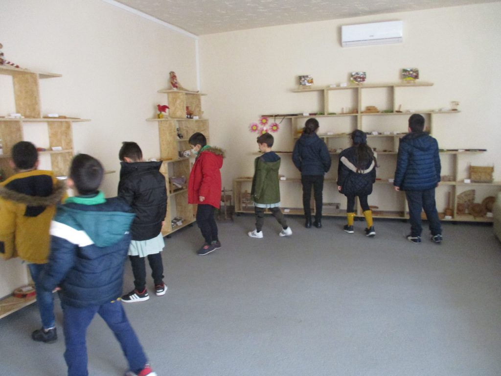Think and Create your Own Hobbies - Portugal - Games and Play Club - Traditional Games Museum